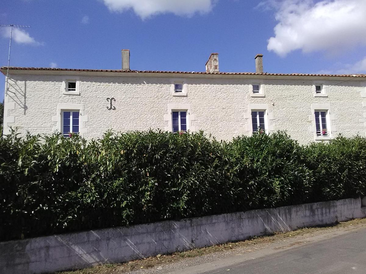 Le Marais Picotin Bed and Breakfast Saint-Pierre-le-Vieux  Eksteriør billede
